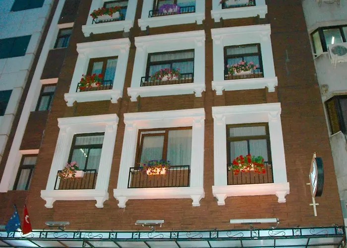 Lucid Otel