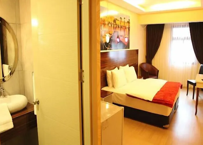 Lucid Otel