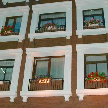 Lucid Hotel