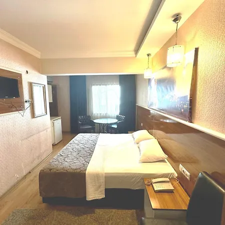 Lucid Hotel İzmir