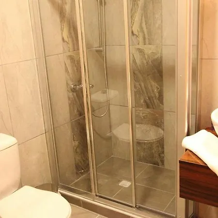 Hotel Lucid